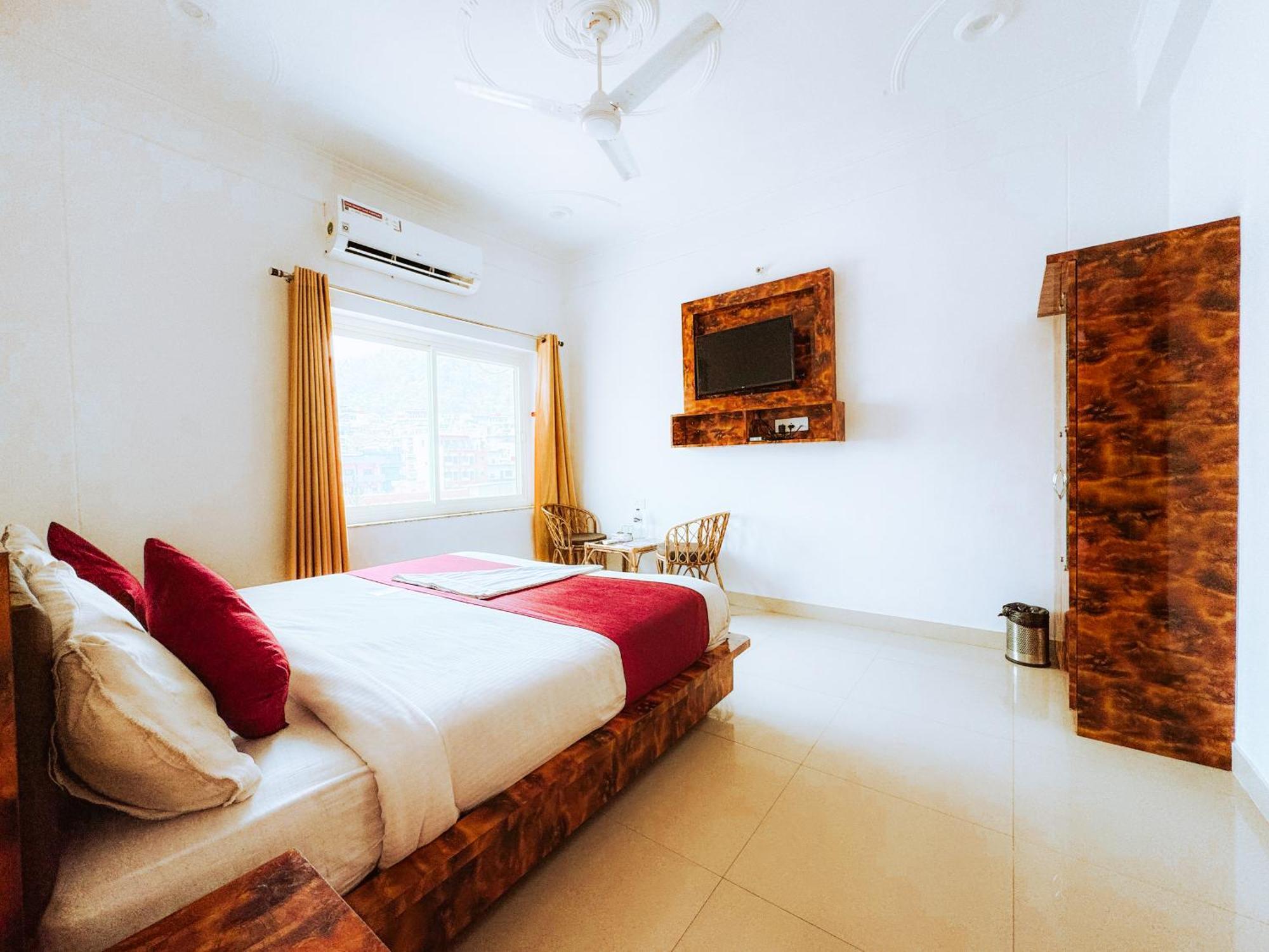 Hot - House Of Travellers, Rishikesh Hostel ภายนอก รูปภาพ