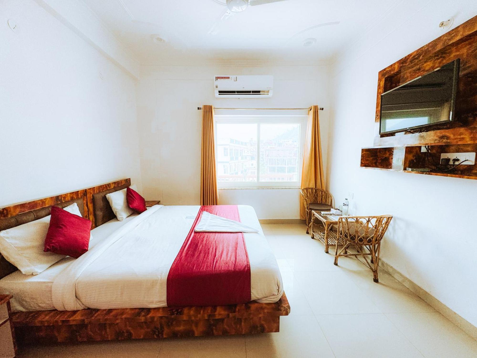 Hot - House Of Travellers, Rishikesh Hostel ภายนอก รูปภาพ